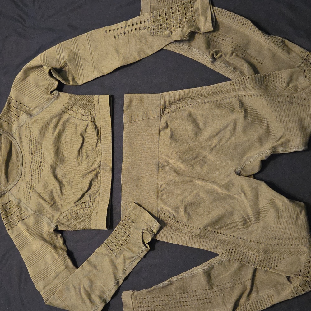 Perforated Long Sleeve Crop Top & Leggings Set